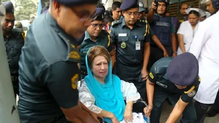 জীবন-মৃত্যুর সন্ধিক্ষণে খালেদা জিয়া