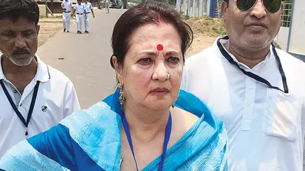 ‘আমাকে আর পাবে না’, ভোটে হেরে বললেন নায়িকা