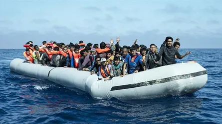 ১৪ বাংলাদেশীসহ ভূমধ্যসাগরে ২৯০ অভিবাসী উদ্ধার