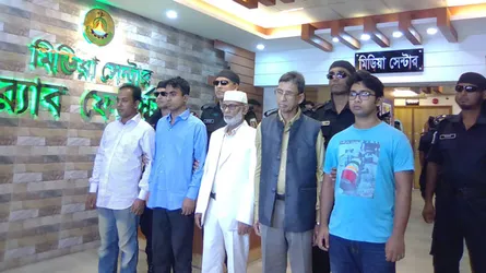 বা‌রে‌কের প্রতারণার অভিজ্ঞতা ৪৩ বছরের