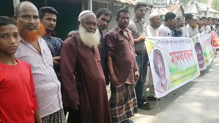 চিকিৎসার নামে রোগীকে নিজের মূত্রপান করালো ভণ্ডপীর!