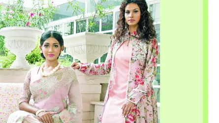 সাজে অপরূপা