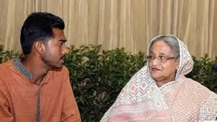 শেখ হাসিনাকে ডাকসুর আজীবন সদস্য পদ প্রদানের সিদ্ধান্ত, স্বাক্ষর করেননি ভিপি নুর