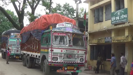 হিলি স্থলবন্দরে টানা সাতদিন আমদানি-রফতানি বন্ধ থাকবে