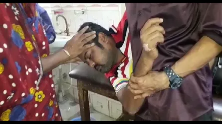 জেল থেকে বের হয়েই ভারাটে সন্ত্রাসী নিয়ে হামলা : আহত ৩, আটক ৩