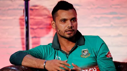 যে রেকর্ড এখন শুধু মাশরাফির