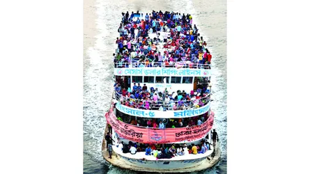 নৈরাজ্য, হয়রানি আর ভোগান্তি নিয়ে ছুটছে মানুষ