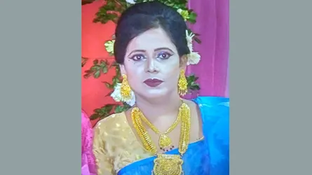 স্বামীর অত্যাচার সইতে না পেরে গায়ে আগুন দিলেন স্ত্রী!