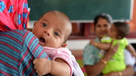 মাতৃত্বকালীন ছুটি শেষে কেন উদ্বেগে থাকেন মায়েরা