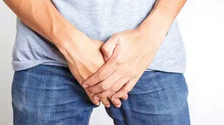 রাগে নিজের অন্ডকোষ কেটে খেয়ে ফেললেন যুবক!