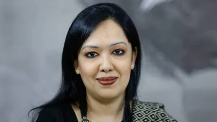 শপথ নিয়েই সংসদকে অবৈধ বললেন রুমিন ফারহানা