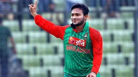 সাকিবের মাঠে নামার সিদ্ধান্ত সকালে