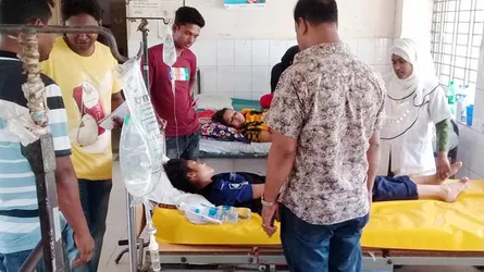 সড়ক দুর্ঘটনার কবলে পুলিশের গাড়ি, আহত ৮