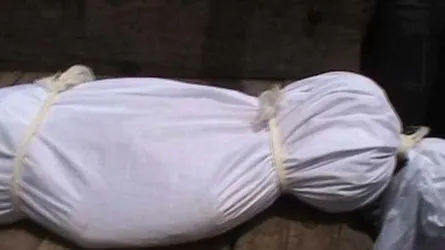 দাফনের পরদিন জানা গেল আসল গোলাপী জীবিত