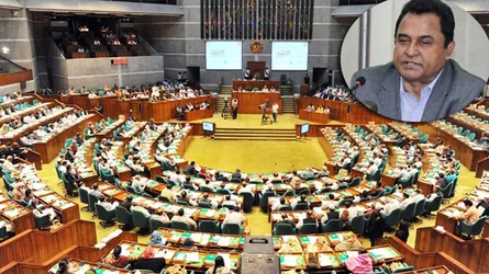 বাজেট ঘোষণা করছেন অর্থমন্ত্রী