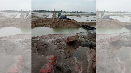 একটি সড়কের নীরব কান্না ও বহু মানুষের দুর্ভোগ