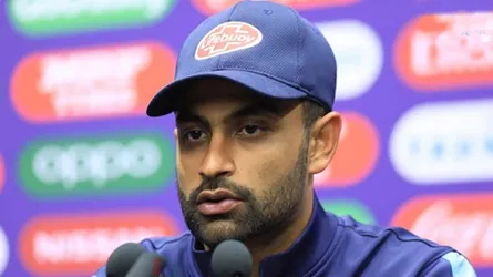 মাশরাফির পক্ষে ব্যাট ধরলেন তামিম