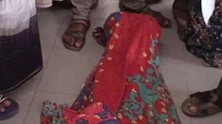 পাওনা টাকা চাওয়া গায়ের উপর মোটর সাইকেল তুলে নারীকে হত্যা