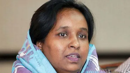 আইভীকে উৎখাতের হুমকি