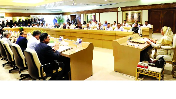 ব্যাংকে টাকা আছে, তবে লুটে খাওয়ার মতো নেই : সংসদে প্রধানমন্ত্রী