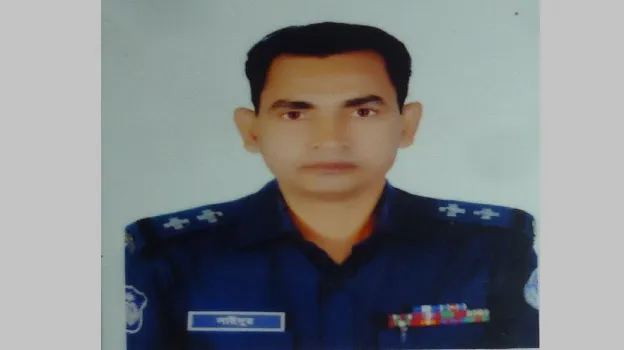 বিনা অনুমতিতে দ্বিতীয় বিয়ে, পুলিশ কর্মকর্তার বিরুদ্ধে প্রথম স্ত্রীর মামলা