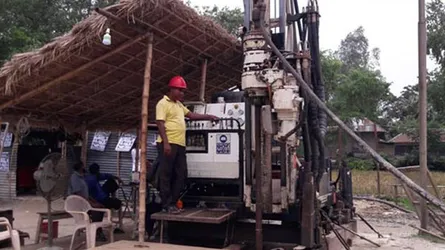 দেশের প্রথম লোহার খনি আবিষ্কার
