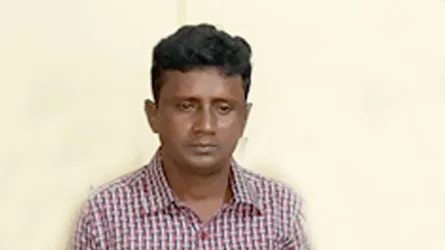 স্ত্রীর সহায়তায় ৩ বছর ধরে বন্ধুর মেয়েকে ধর্ষণ, অতঃপর...