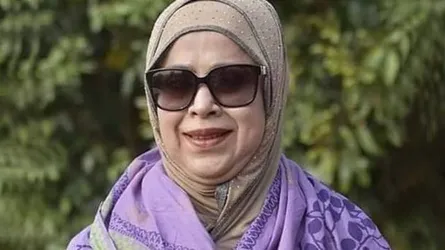 ঘোড়ার সাথে রেসে নৌকা কপোকাত