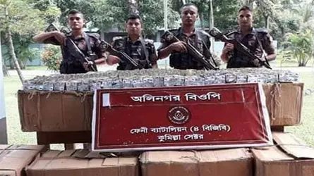 মিরসরাইয়ে দুই কোটি টাকার ভারতীয় যৌন উত্তেজক ট্যাবলেট জব্দ