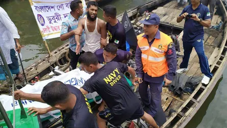 সদরঘাটে নৌকাডু‌বি : নিখোঁজ ভাইবোনের লাশ উদ্ধার