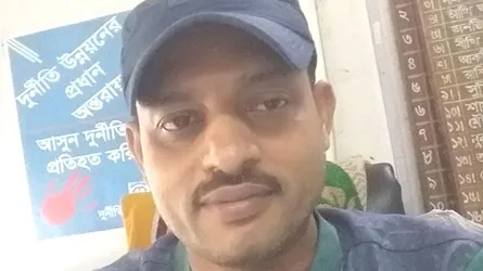 শিক্ষক প্রদীপ দাসের বিচারের দাবিতে সোচ্চার এলাকাবাসী