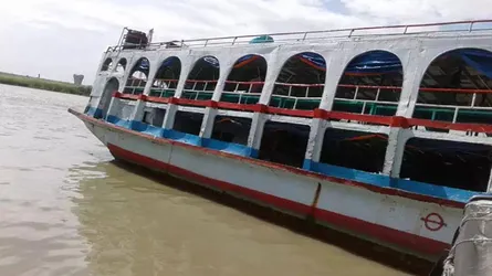 মাওয়া ফেরিঘাটে লঞ্চ - বলগেট সংঘর্ষ