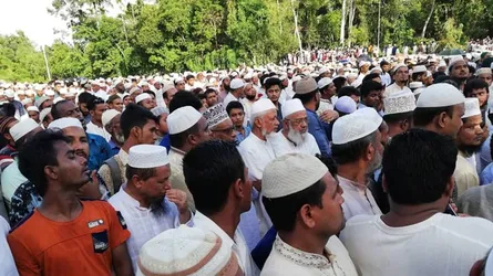 মাওলানা মুমিনুল হক চৌধুরীর জানাজা ও দাফন (ভিডিও)