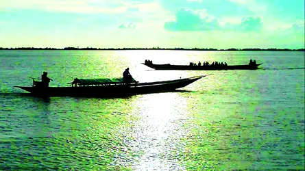 রূপময় বর্ষায় সেজেছে প্রকৃতি