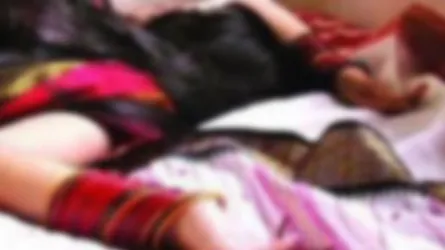 প্রবাসীর স্ত্রীকে নিজের বাসায় নিয়ে রাতভর ধর্ষণ