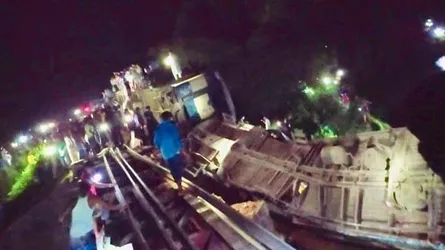 কুলাউড়ায় স্মরণকালের ভয়াবহ ট্রেন দুর্ঘটনা, নিহত ৪