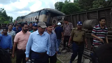 ব্রিজ মেরামত না হওয়া পর্যন্ত ট্রেন চলবে কুলাউড়া পর্যন্ত : রেল সচিব