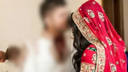 গোপনে দ্বিতীয় বিয়ে : 'বৈধ অবৈধ জানি না দেনমোহরের টাকা চাই'