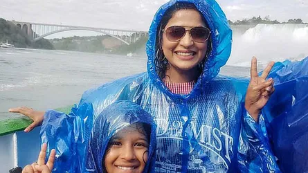 নায়াগ্রা জলপ্রপাতে বাঁধন