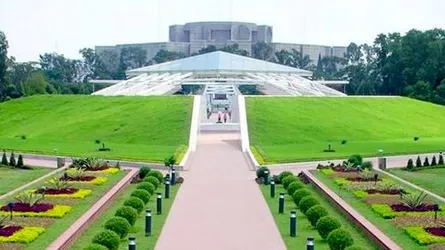 সংসদ এলাকা থেকে জিয়ার কবর সরানোর দাবি মুক্তিমুদ্ধ বিষয়ক মন্ত্রীর