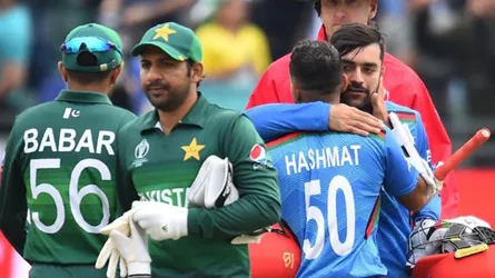 পাকিস্তান-আফগানিস্তান ম্যাচ : মাঠ ও মাঠের বাইরে যত নাটকীয়তা
