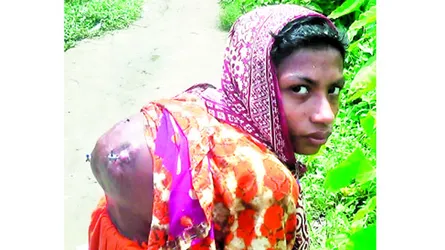 যন্ত্রণা থেকে বাঁচতে চান কোহিনুর