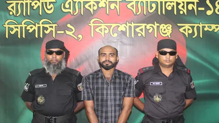 পায়ুপথ দিয়ে বের হলো পলিথিন মোড়ানো ৪ হাজার ইয়াবা