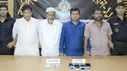 চাঁদাবাজির টাকাসহ হাতেনাতে শ্রমিকলীগ ও জাসদ সভাপতি গ্রেফতার