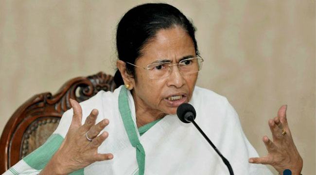 মাদরাসার বিপক্ষে রিপোর্ট : বিধানসভায় কড়া সমালোচনা মমতার
