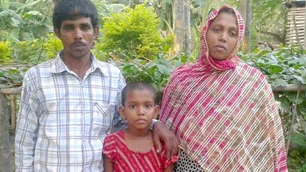 চাঁদনির চিকিৎসা খরচ যোগাতে নিঃস্ব পরিবার, মেয়েকে বাঁচাতে বাবা-মায়ের আকুতি