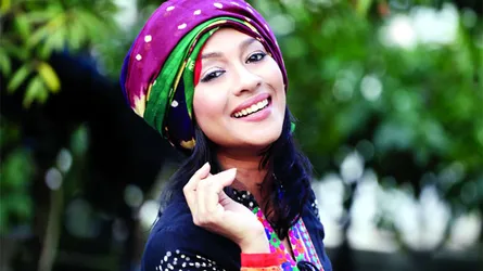 গরমে নিজের যতœ খাদ্যাভ্যাসে পরিবর্তন আনুন কাভার স্টোরি