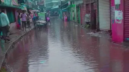 প্রথম শ্রেণীর পৌরসভায় তৃতীয় শ্রেনীর নাগরিক সুবিধা