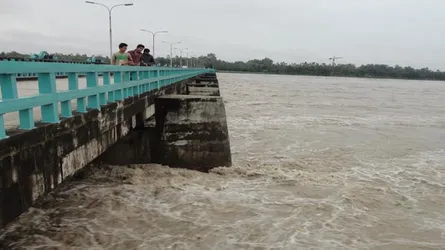 তিস্তার পানি বিপদসীমার ৩৭ সেন্টিমিটার উপর দিয়ে প্রবাহিত