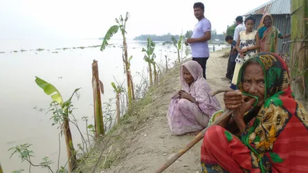 ‘আমাগরে জীবন বাঁচান’